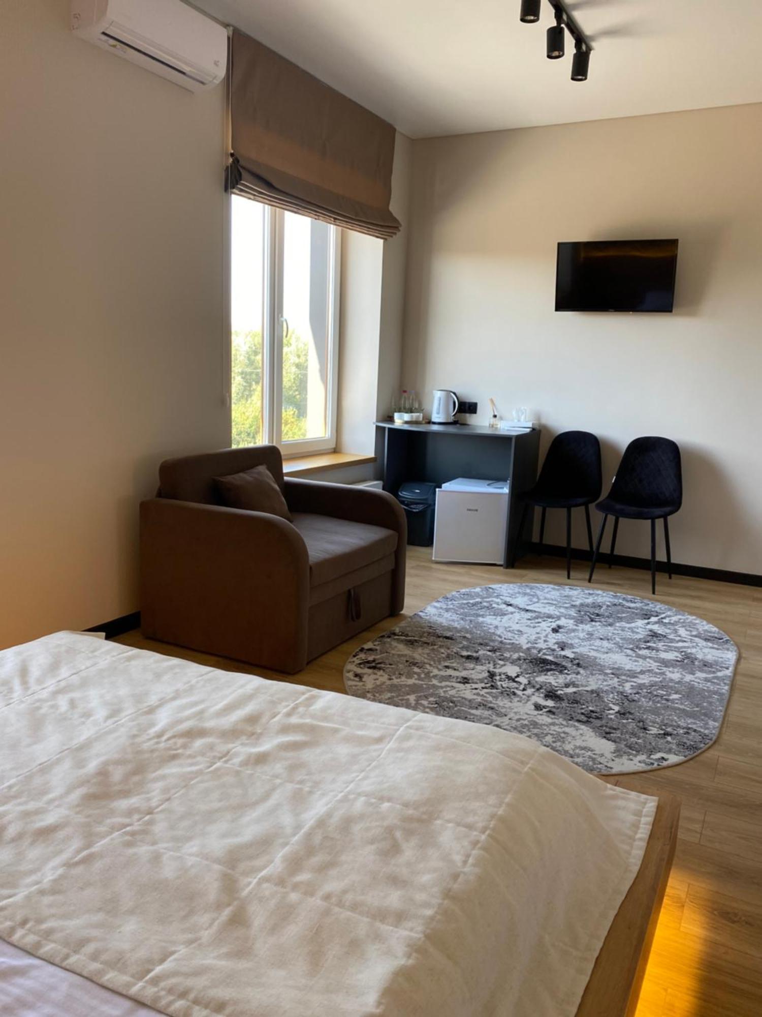Aparthotel Discovery Garden Хмельницький